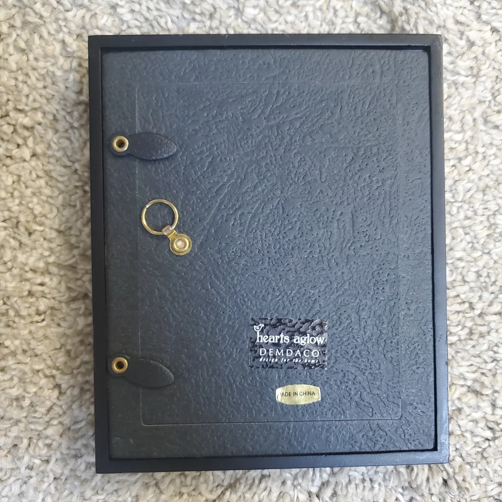 "Hearts Aglow" Bi-fold Photo Frame 3x4 Sisters Friendship Art - Picture 3 of 7